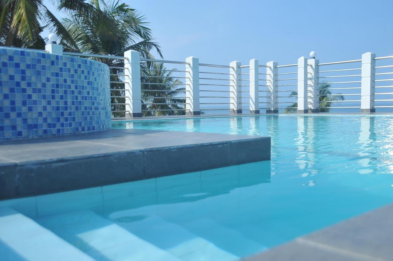Nethum Beach House Hikkaduwa Exteriör bild